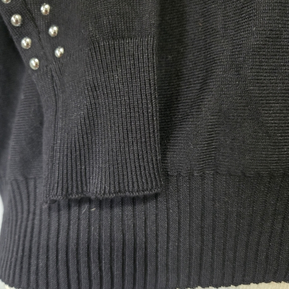 RIO & RIAN Soft Lightweight Black Sweater With Studded Sleeves. Size Small - Picture 7 of 11